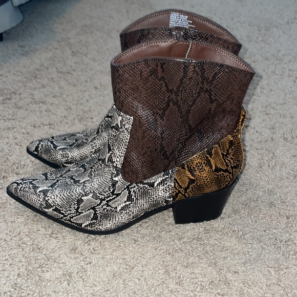 NEW Super cute boots size 9 - Picture 4 of 6